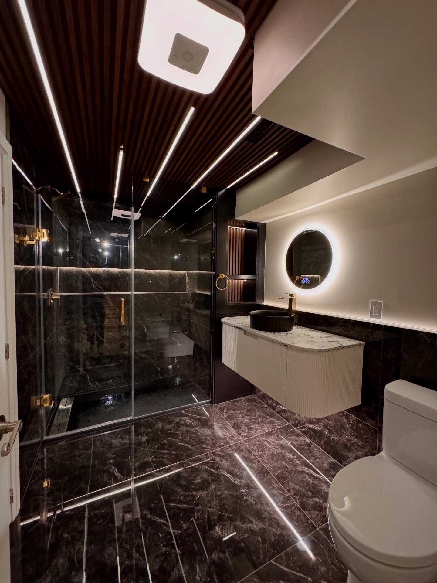 Bathroom project by Insame